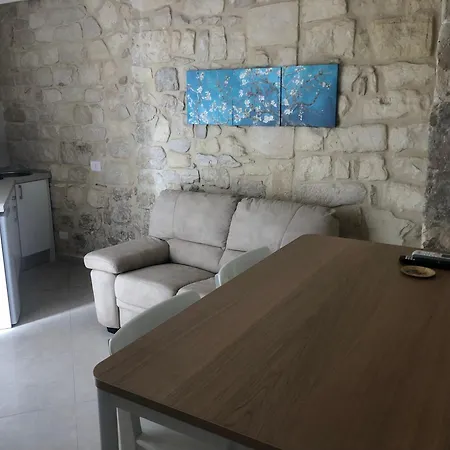 Apartment Mastranza 20 *